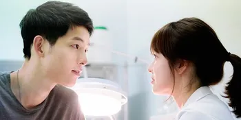 Makin Mesra, Song Joong Ki Kecup Manis Bibir Song Hye Gyo