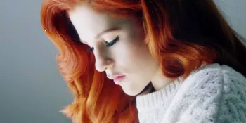 Malam Minggu Saatnya Melepaskan Penat Bersama Katy B