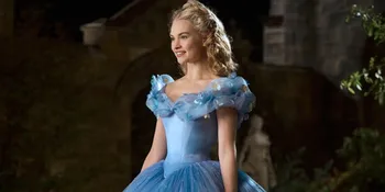 Mampukah 'CINDERELLA' Seindah Sepatu Kaca di Box Office?