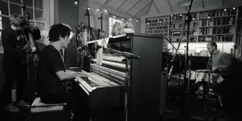 Manis &#38; Seksi 'Pillowtalk' Versi Jamie Cullum Yang Lebih Jazzy