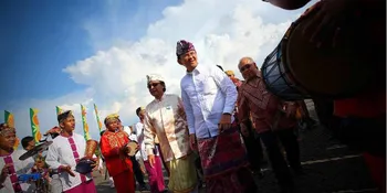 Manis, Ayushita Tutup #AhokShow dengan ‘Salah’