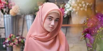 Mantap Berhijab, Sindy Havresthino Rela Kejar Kajian Ustaz Abdul Somad