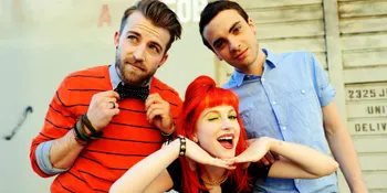 Mari Cicipi Single Now Dari Paramore