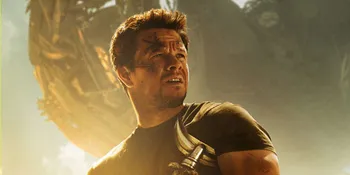 Mark Walhberg Dapat Penghargaan MTV Movie Awards