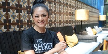 Di Film 'THE SECRET SUSTER NGESOT URBAN LEGEND', Marshanda Berikan Akting Terbaik
