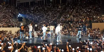 Masalah Kesehatan, S.Coups & Jeonghan Sempat Absen di Tengah Konser Seventeen Jakarta