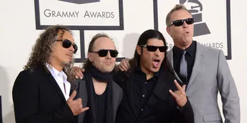 Mash Up Lagu Metallica Ini Beda Banget! Seperti Apa?