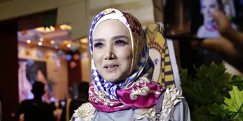 Masih Belajar Berhijab, Mulan Jameela Bersyukur Dapat Baju Endorse