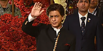 Masih Belum Mau Ambil Tawaran Film Baru, Shahrukh Khan: Hatiku Tak Mengizinkan