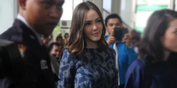 Masih Cinta, Cathy Sharon Ingin Suami Kenang Masa Indah Bersama