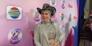 Masih Semangat Berkarya di Usia 72 Tahun, Elvy Sukaesih Ingin Gelar Konser