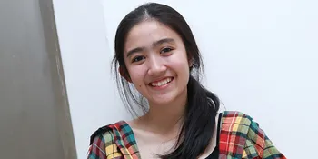 Masuki Ajaran Baru, Febby Rastanty Kuliah Sambil Syuting Sinetron