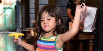 Mau Tahu Rasanya Lari-Lari Sore Bareng si Cantik Safeea? Seru!