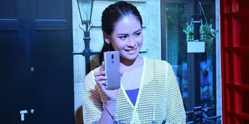 Maudy Ayunda Foto Seru di Acara Launching Cool Dual!
