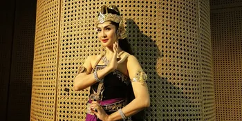Maudy Koesnaedi Terpikat Eksotisme Tembang Jawa di Wayang Orang Sang Sukrasana