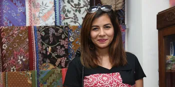 Meisya Siregar Libatkan 2 Putrinya Untuk Rawat Baby Bambang