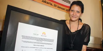 Melanie Subono Bangun Penangkaran Penyu di Bali