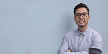 Melihat Peluang, Rizky Kinos Mencoba Bisnis Burung Hias Lovebird