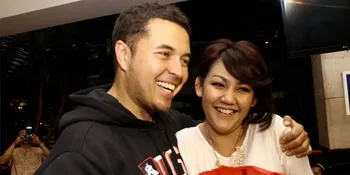 Menang Rally Jerman, Rifat Sungkar Bawa Senyuman Untuk Istri