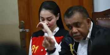 Menangis Dituntut 8 Bulan Penjara, Jennifer Dunn Minta Maaf dan Berjanji Taubat