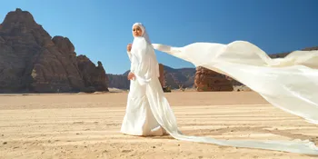 'Mencintaimu Karena Allah', Single Religi Lesti Kejora Karya Rizky Billar - Syuting di Arab Saudi