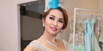 Mendadak Masuk UGD, Fitri Carlina Hamil Anak Pertama?