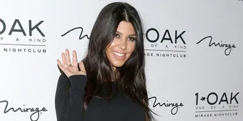 Meneduhkan, Kala Kourtney Kardashian Ajak Dua Anaknya ke Taman