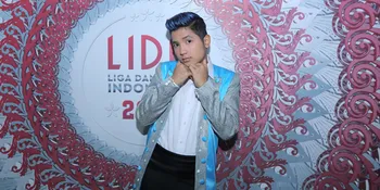 Mengaku Senang, Begini Gantengnya Jirayut Pakai Blangkon & Pakaian Pengantin