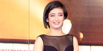 Mengejutkan! Aktris Cantik Bollywood Ini Mengaku Dirinya Atheis