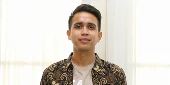 Mengenal Sosok Mas Herdi dalam Film 'DILAN 1991', Saingan Merebut Hati Milea