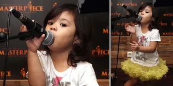 Menggemaskan! Naik 'Panggung', Safeea Berdandan 'Seksi'