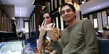 Menikah di Masjid, Lucky Hakim Genjot Sepeda dari Rumah