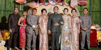 Menikahkan Anak Pertama Kali, Hotman Paris Langsung Balik Modal Hingga Dapat Angpau Rp 1 Miliar