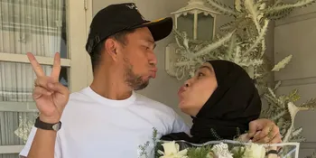 Menyelami 14 Tahun Pernikahan Ananda Omesh dan Dian Ayu Lestari, Penuh Kisah dan Kehangatan