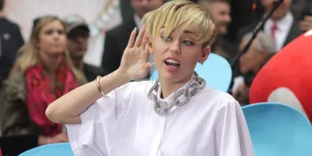 Merasa Terancam, Miley Cyrus Pindah Rumah