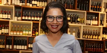 Meski Suami Istri, Ruth Sahanaya dan Jeffrey Waworuntu Tetap Kerja Profesional