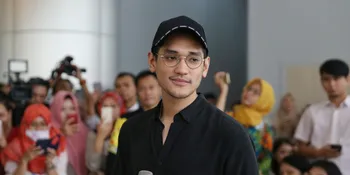 Meski Tak Hadir, Rossa Terus Update Soal Konser Dekade Afgan