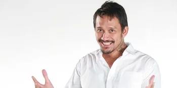 Meski Terkena Musibah, Tora Tetap Mendukung 'WARKOP DKI REBORN'