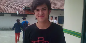 Meski Terserang Mata Panda, Rizky Nazar Tetap Terlihat Tampan!