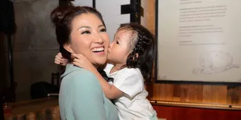 Meski Thalia Ingin Jadi Artis, Sarwendah Tetap Pentingkan Pendidikan