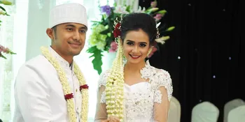 Mesra Penuh Cinta, Hengky - Sonya Fatmala Pamer Foto Honeymoon