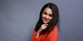 Michelle Ziudith Berbagi Kebahagian Dengan Anak-Anak  Yatim