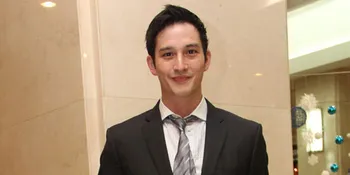 Mike Lewis Belajar Survive di Film 'DEAD MINE'