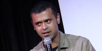 Mike Lucock Perankan Bajingan Baik Hati