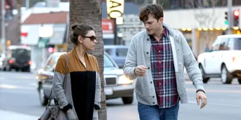 Mila Kunis Segera Jadi Ibu, Ini Tanggapan Kembaran Ashton Kutcher