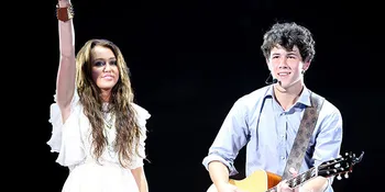 Miley Cyrus - Nick Jonas Menjalin Hubungan Lagi?