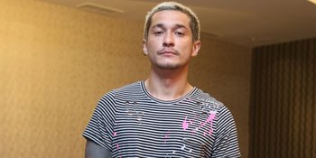 Miller Khan Kesulitan &#38; Tertantang Dalami Karakter di Film 'PINTU MERAH'