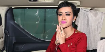 Minta Doa, Julia Perez Mantap Ogah Balikan Sama Gaston Castano
