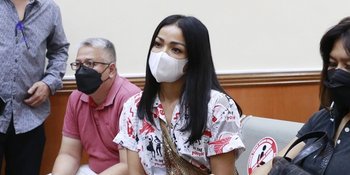 Minta Penjelasan BUMN Soal Dana Talangan, Nirina Zubir: Apakah Wajar Seorang Karyawan Menerima Uang dari Nasabah?