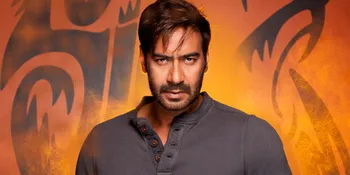 Minum Jus di Pinggir Jalan, Ajay Devgan Sedang Tak Punya Uang?